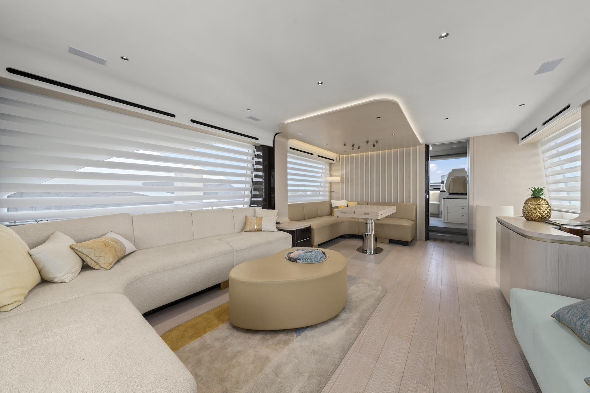 78' 2020 Azimut Fly 78