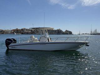 27' 2016 Boston Whaler 270 Dauntless