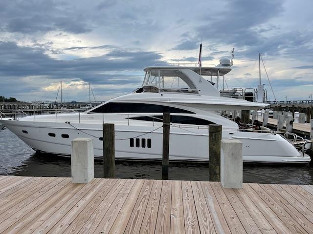 68' 2007 Princess 67 Flybridge Motor Yacht