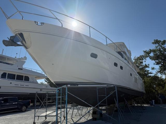 68' 2007 Princess 67 Flybridge Motor Yacht