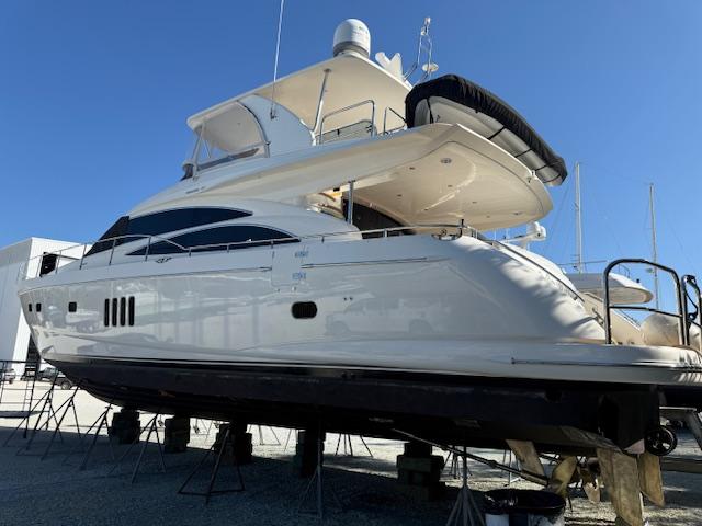 68' 2007 Princess 67 Flybridge Motor Yacht