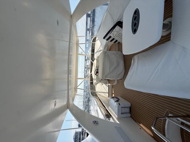 68' 2007 Princess 67 Flybridge Motor Yacht