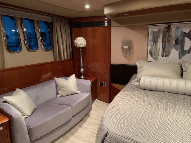 68' 2007 Princess 67 Flybridge Motor Yacht