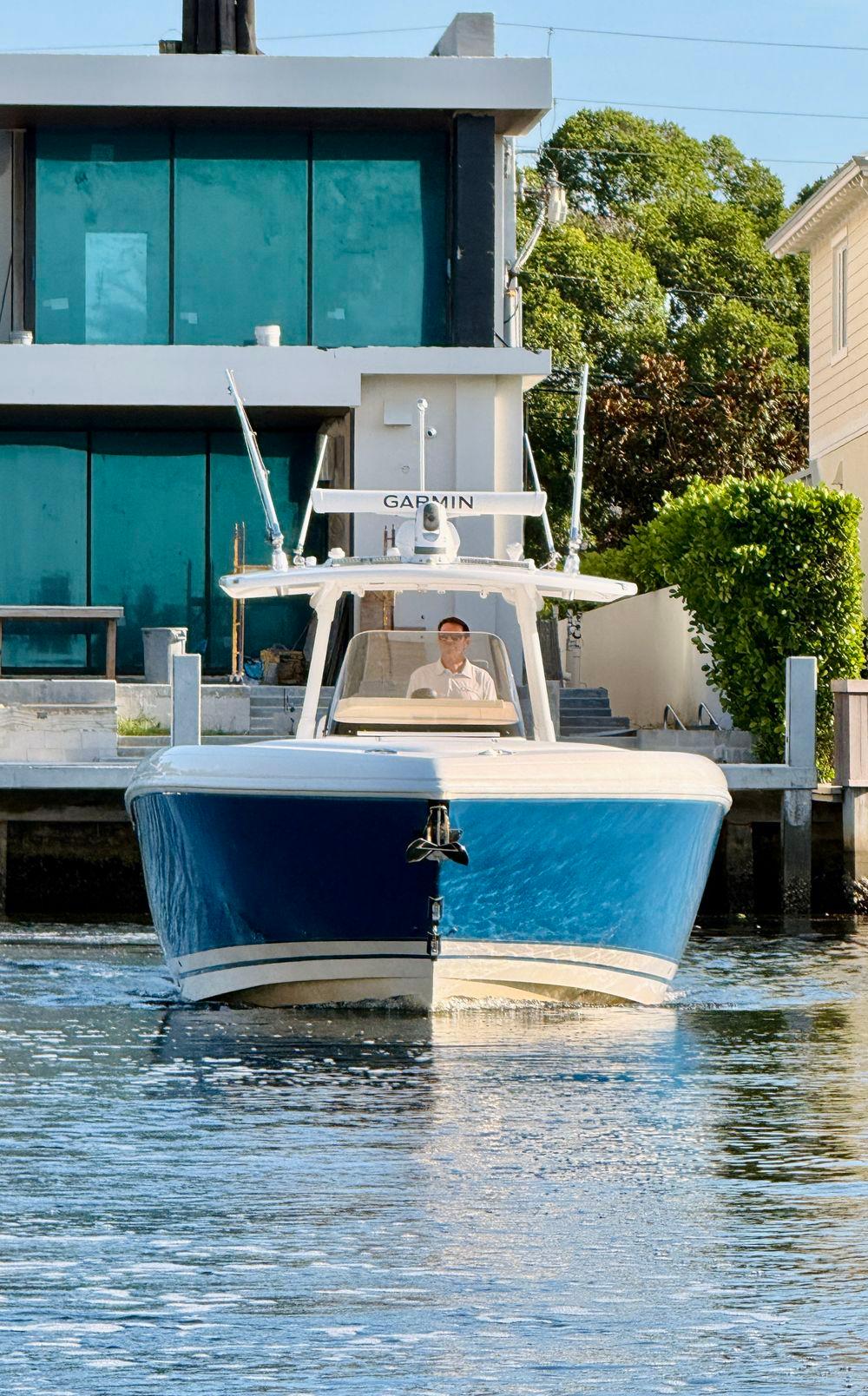 37' 2016 Intrepid 375 Center Console