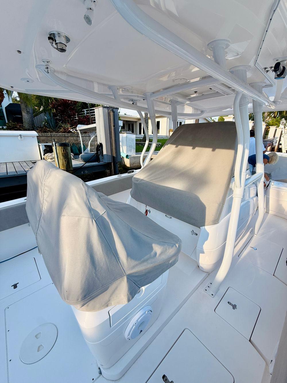 37' 2016 Intrepid 375 Center Console