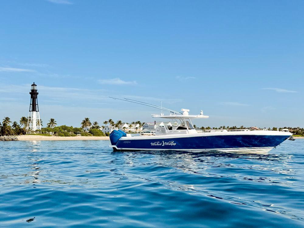37' 2016 Intrepid 375 Center Console