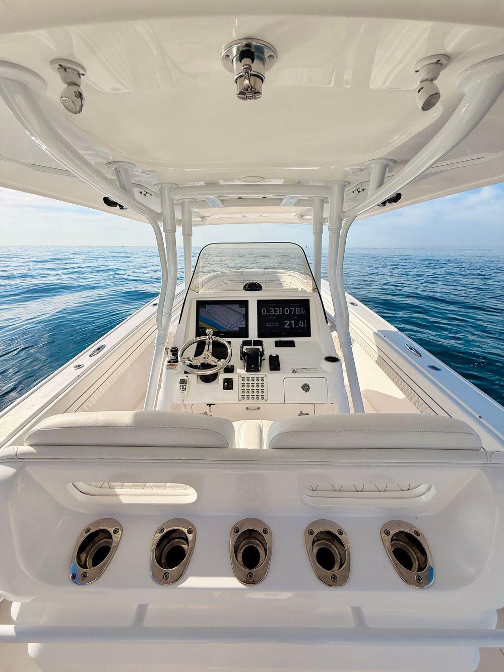 37' 2016 Intrepid 375 Center Console