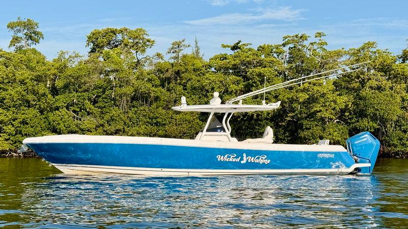 37' 2016 Intrepid 375 Center Console