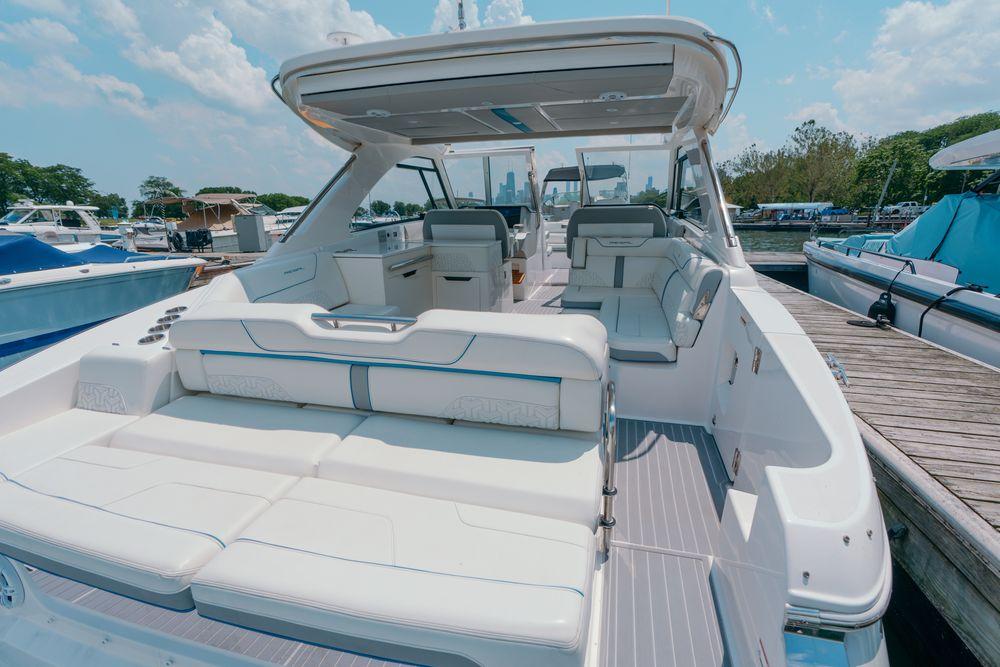 36' 2023 Regal LS36