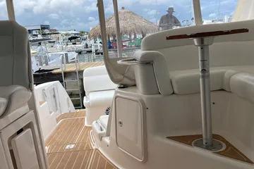 39' 2008 Tiara Yachts 3900 Sovran
