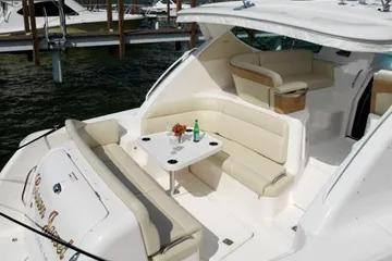 39' 2008 Tiara Yachts 3900 Sovran