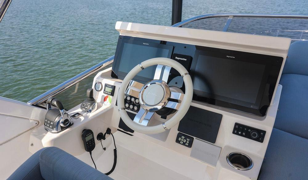 53' 2023 Azimut Fly 50