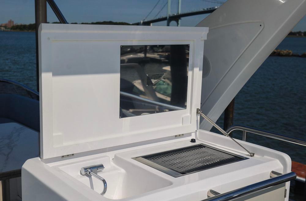 53' 2023 Azimut Fly 50