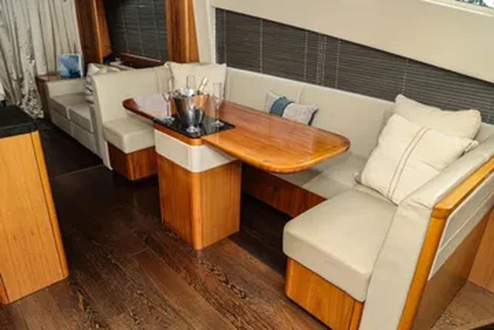 69' 2016 Sunseeker Manhattan 65