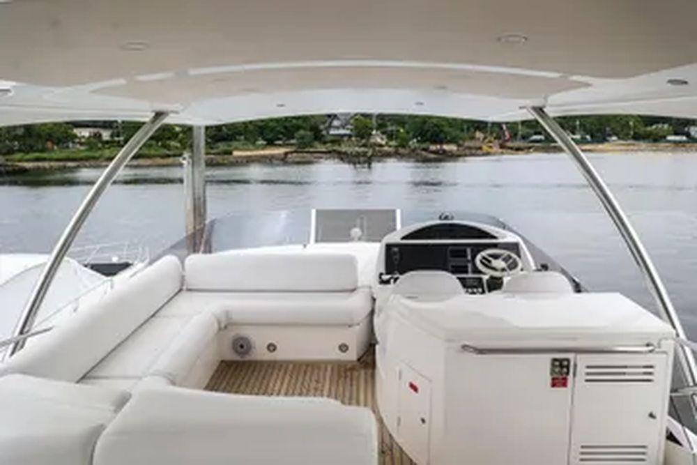 69' 2016 Sunseeker Manhattan 65