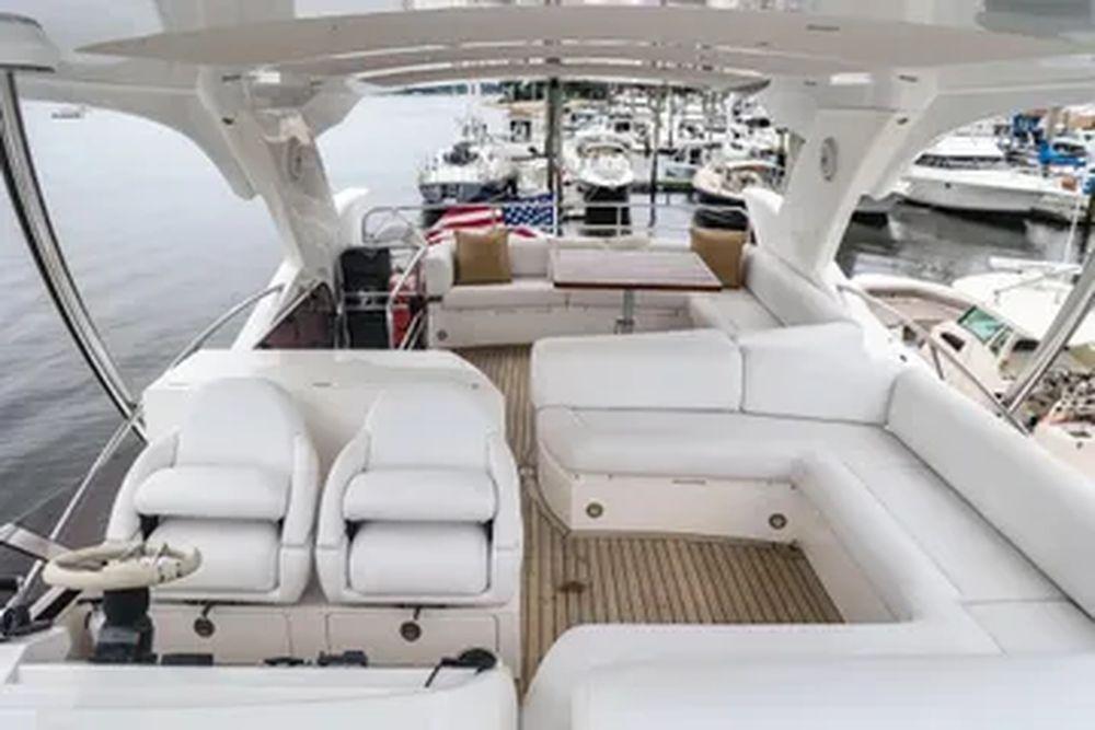 69' 2016 Sunseeker Manhattan 65