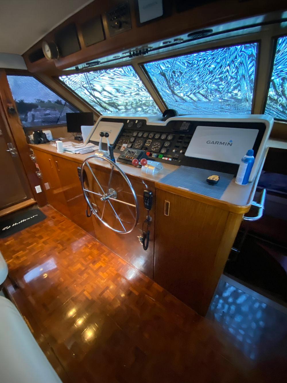 67' 1990 Hatteras 67 Cockpit Motor Yacht