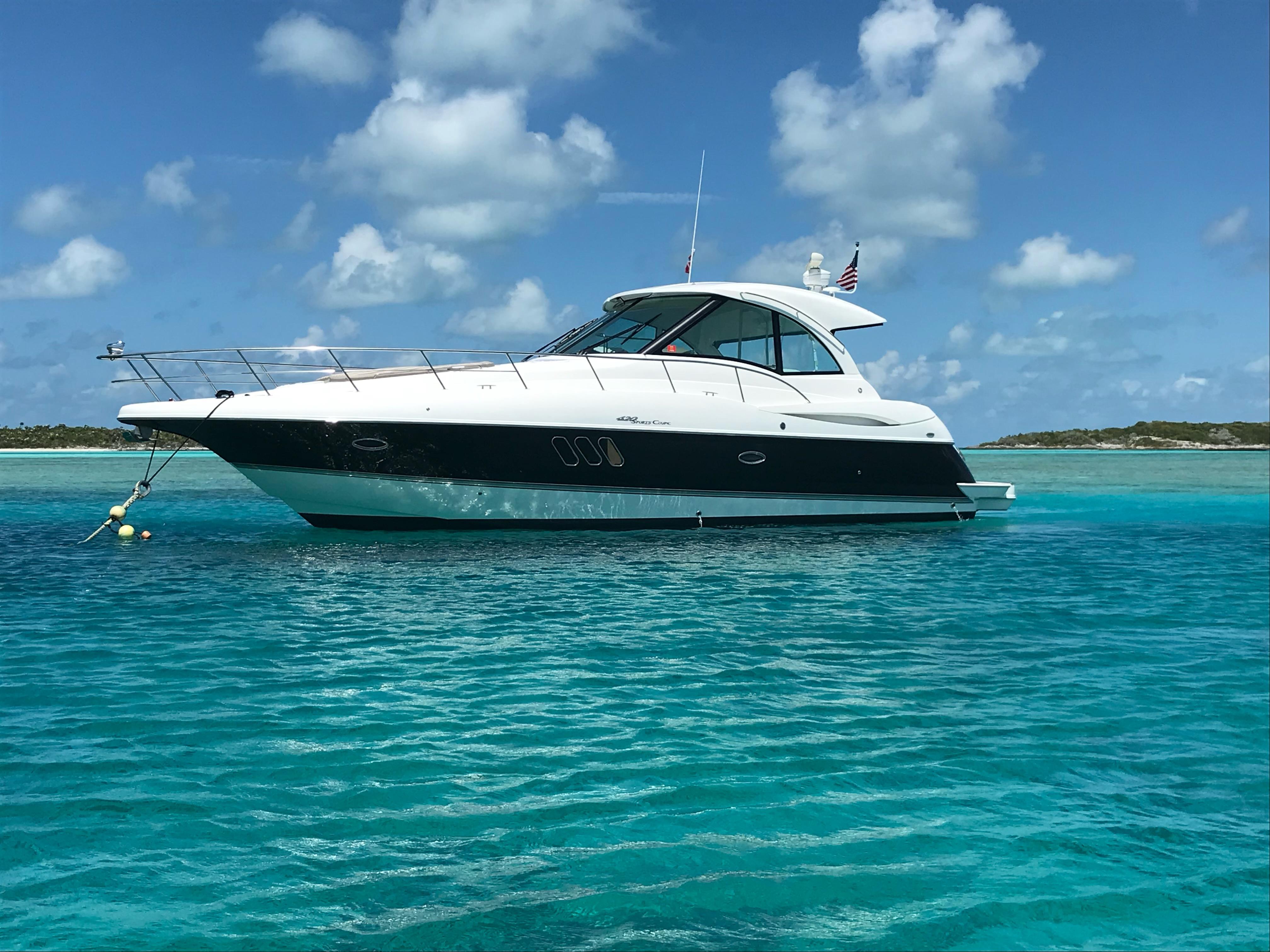 42' 2011 Cruisers Yachts 420 Sports Coupe