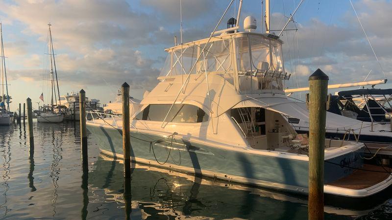 51' 2008 Riviera Flybridge