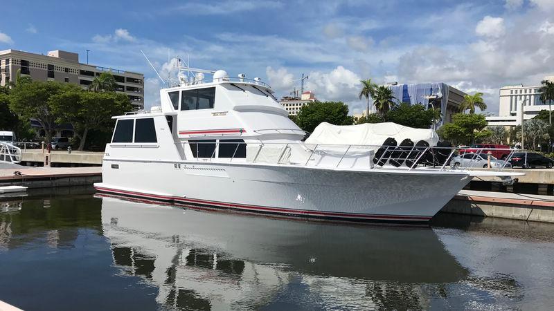 54' 1998 Viking 54 Sport Yacht